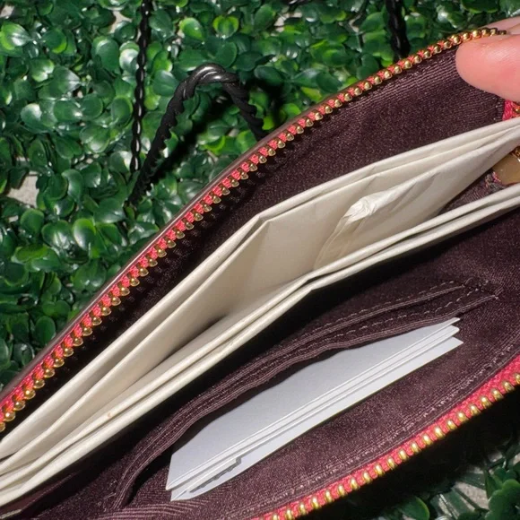 Brand New Coach Wristlet Wallet - Picture 4 of 5